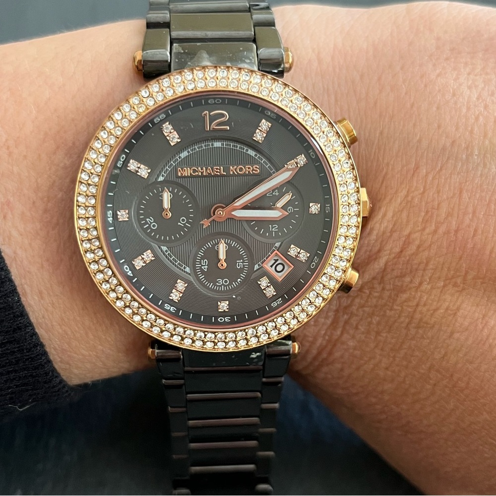 Michael Kors Stainless Steel Watch - Picture 2 of 10